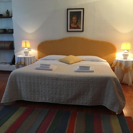 Agriturismo Relais "Il Bricco" Ница Монферато Стая снимка