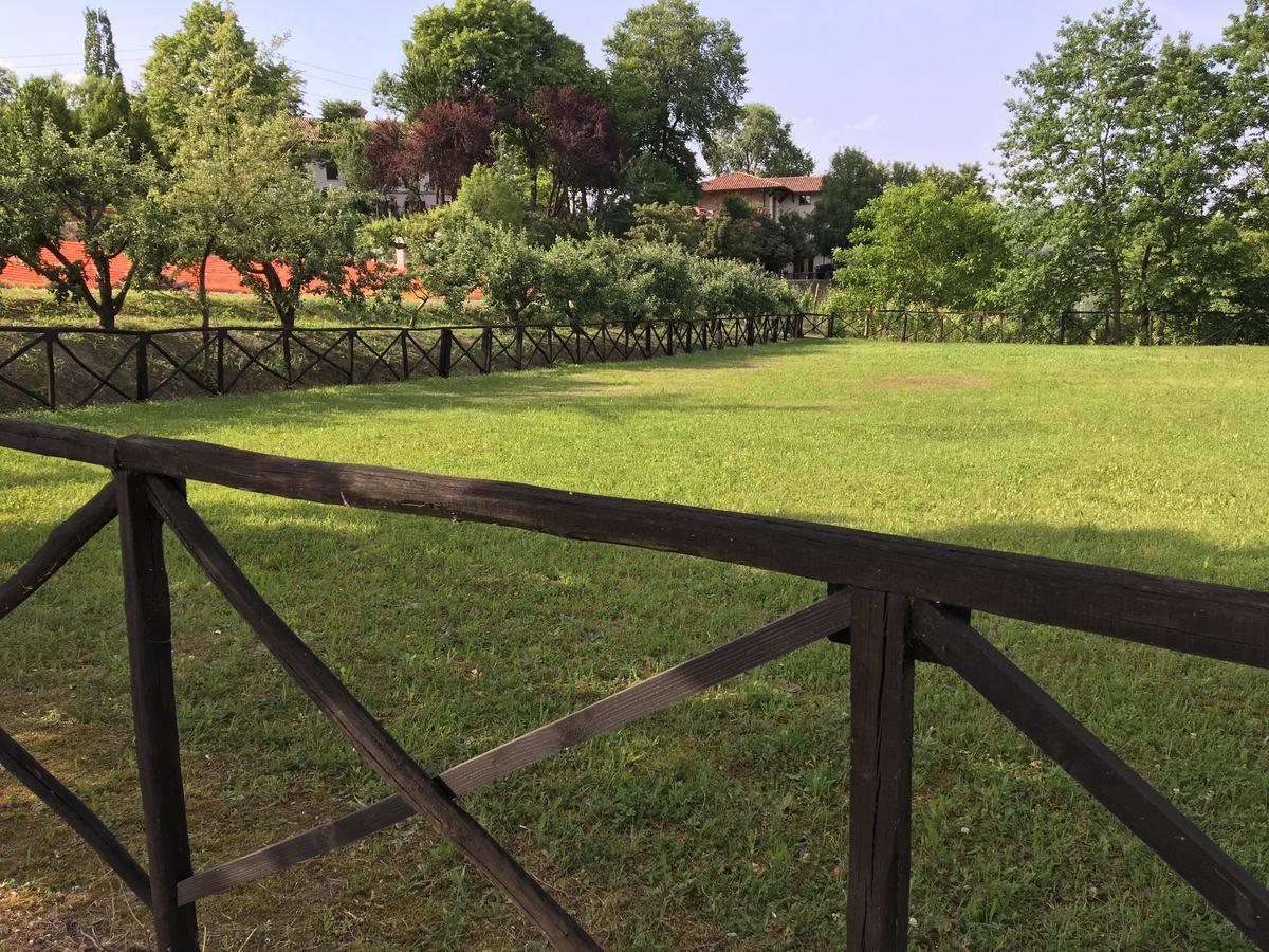 Agriturismo Relais "Il Bricco" Ница Монферато Екстериор снимка