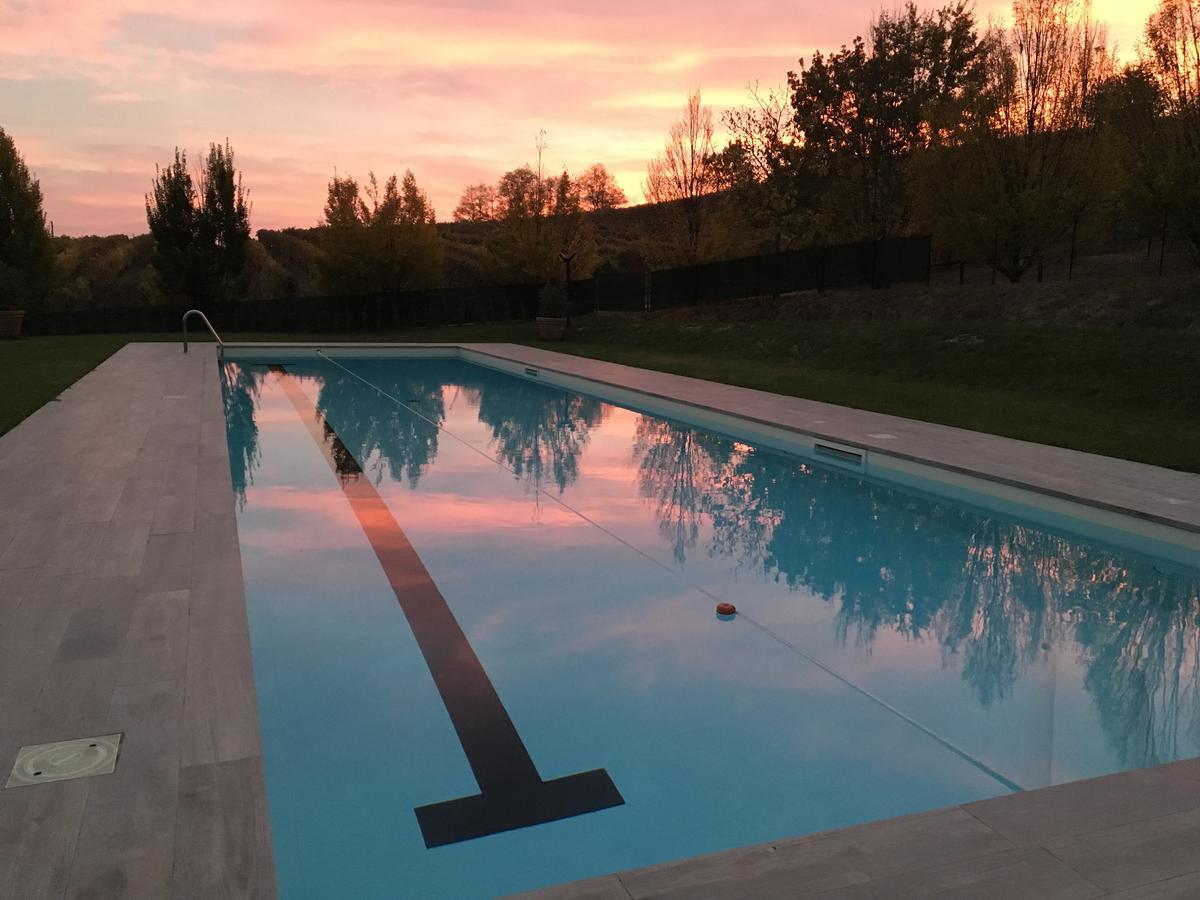 Agriturismo Relais "Il Bricco" Ница Монферато Екстериор снимка